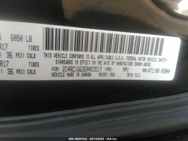 2C4RC1GG3ER453517 Chrysler Town & Country Limited