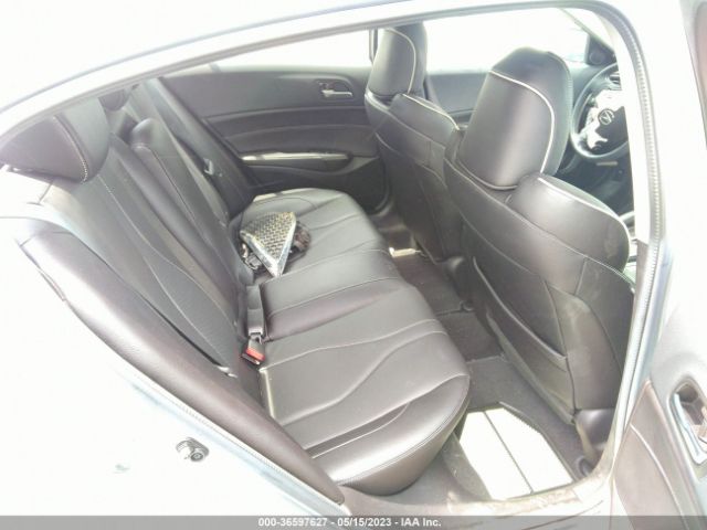 19UDE2F74KA008801 Acura Ilx Pkg
