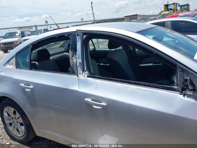 2014 CHEVROLET CRUZE LS VIN: 1G1PA5SH4E7487609
