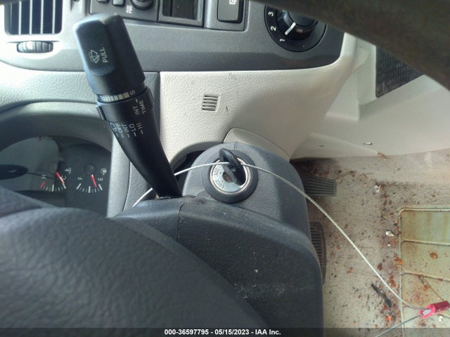 2004 KIA SPECTRA LX/EX VIN: KNAFE121345015279