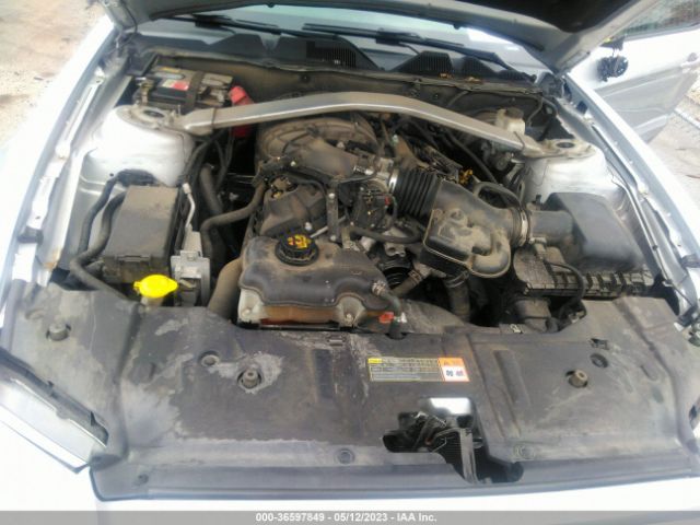1ZVBP8EM0E5215609 Ford Mustang V6