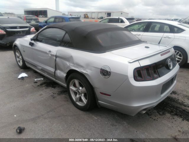 1ZVBP8EM0E5215609 Ford Mustang V6