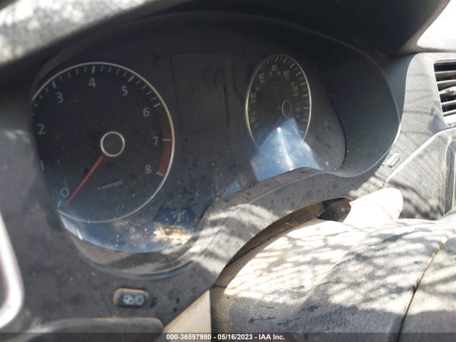 3VWL07AJ9EM321226 Volkswagen Jetta Sedan Sel