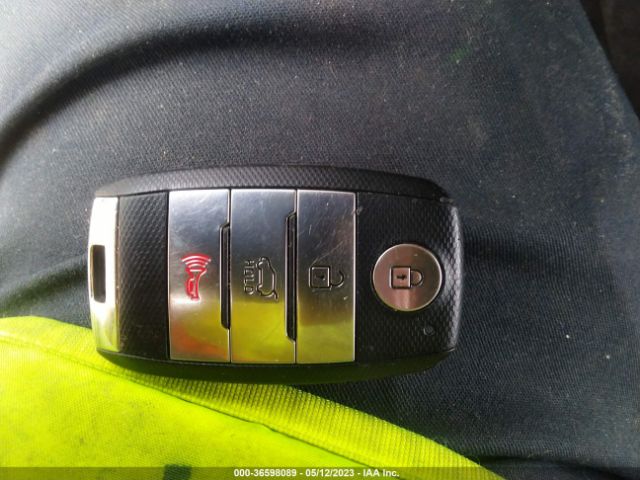 KNDPN3AC7H7163807 KIA Sportage Ex
