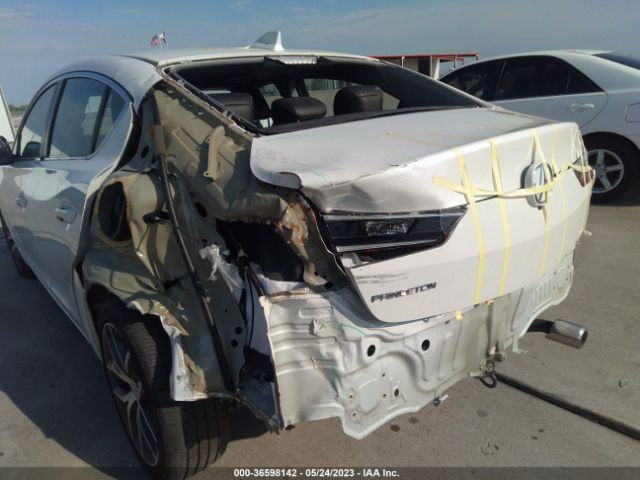 19UDE2F78LA012903 Acura Ilx Pkg