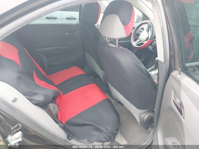 Chevrolet SONIC LT 2015 1G1JC5SH2F4161505 Image 8