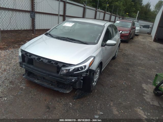 3KPFK4A70JE241881 KIA FORTE LX