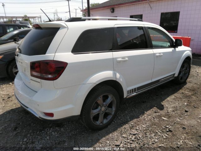 3C4PDCGB2FT547696 Dodge Journey Crossroad