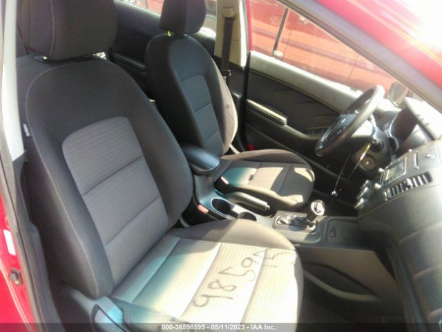 KNAFX4A63G5550934 KIA FORTE LX