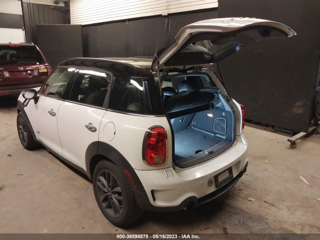 2013 MINI COUNTRYMAN WMWZC5C53DWP33209 Photo 2