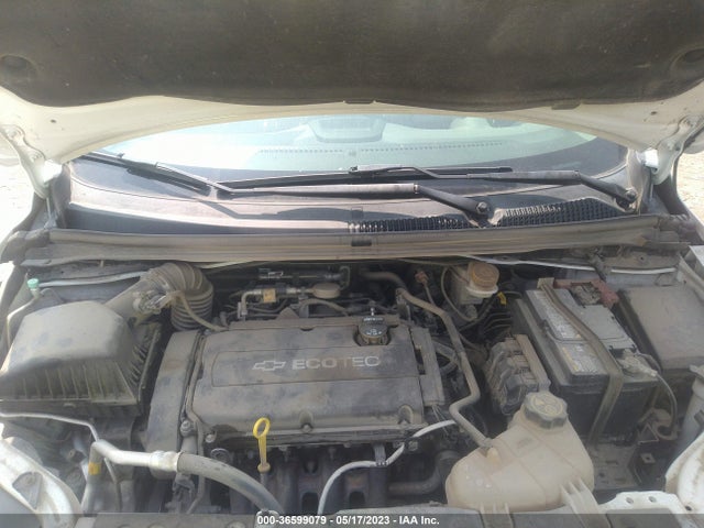 Chevrolet SONIC LS 2016 1G1JA6SH6G4160015 Image 11