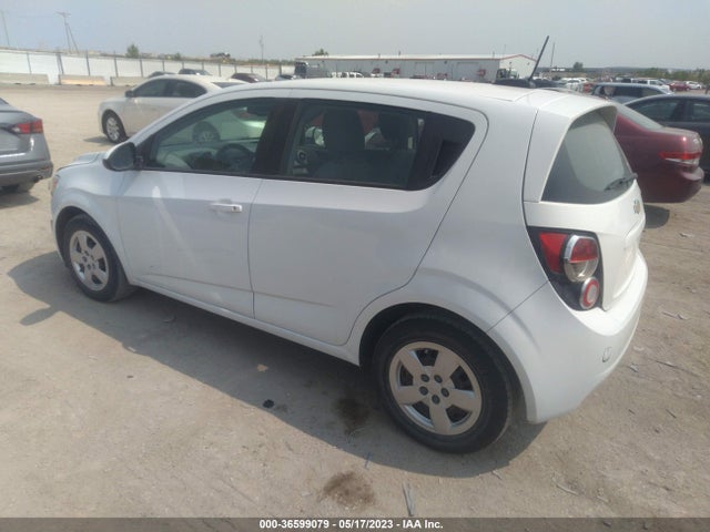 Chevrolet SONIC LS 2016 1G1JA6SH6G4160015 Image 4