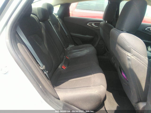 1C3CCCAB0FN689236 Chrysler 200 Limited