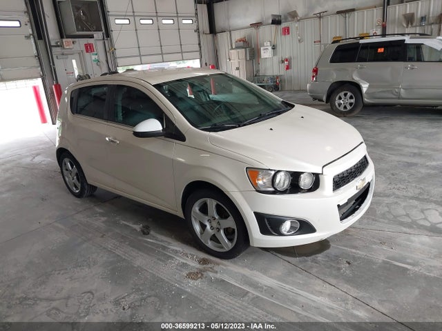 2015 1G1JE6SB9F4104620 main image