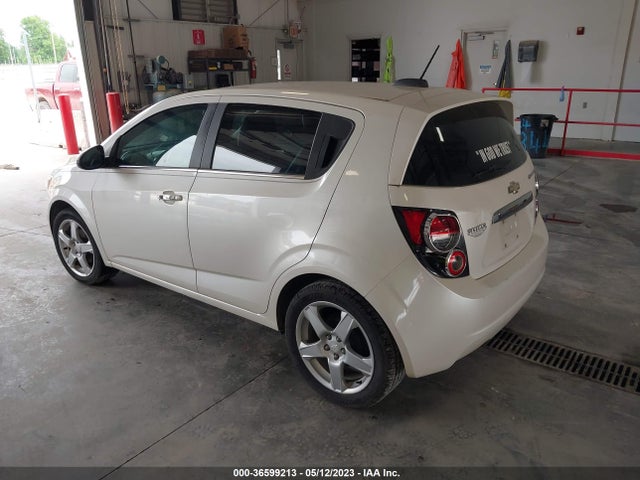Chevrolet SONIC LTZ 2015 1G1JE6SB9F4104620 Image 3