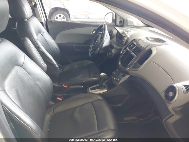 Chevrolet SONIC LTZ 2015 1G1JE6SB9F4104620 Image 5