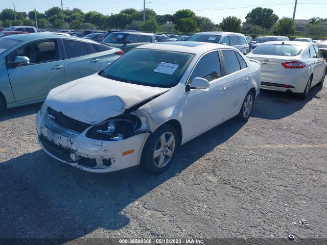 2009 VOLKSWAGEN JETTA SEDAN SE/SEL VIN: 3VWRM71K99M061374