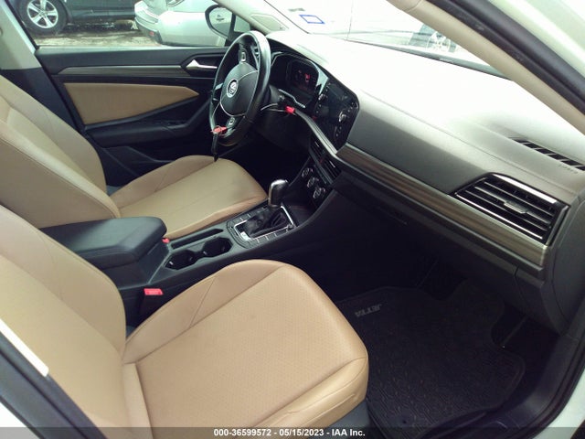 3VWE57BU5KM091716 Volkswagen JETTA SEL