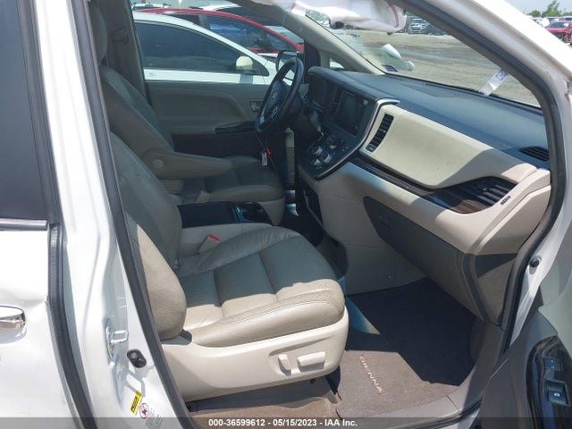 2016 TOYOTA SIENNA XLE/XLE AAS/LTD VIN: 5TDYK3DC4GS742833
