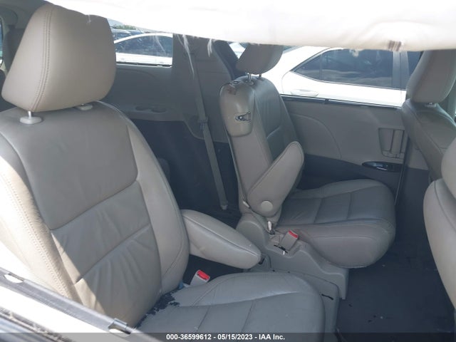 2016 TOYOTA SIENNA XLE/XLE AAS/LTD VIN: 5TDYK3DC4GS742833