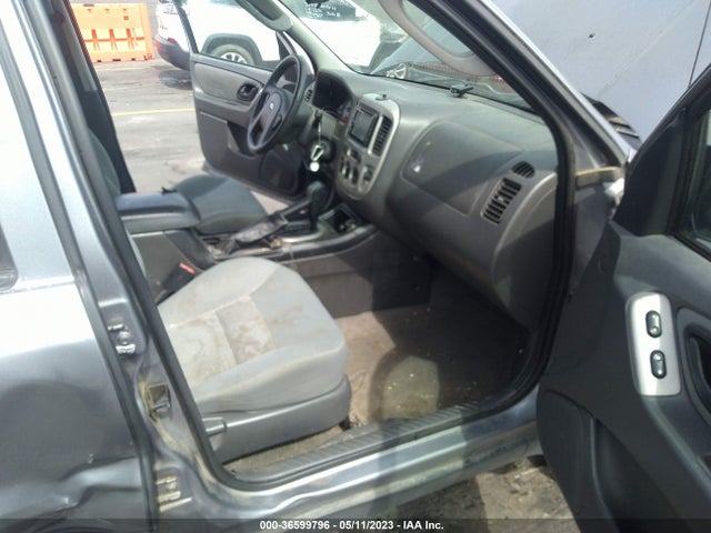 2007 FORD ESCAPE XLT VIN: 1FMYU93117KA43630