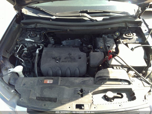 JA4AZ3A31JZ057142 Mitsubishi Outlander Es/se/sel/le