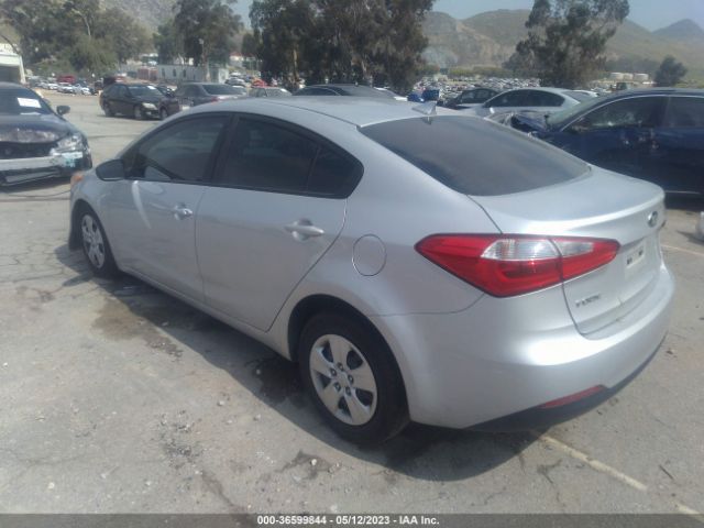 KNAFK4A69F5348192 KIA FORTE LX
