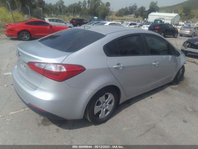 KNAFK4A69F5348192 KIA FORTE LX