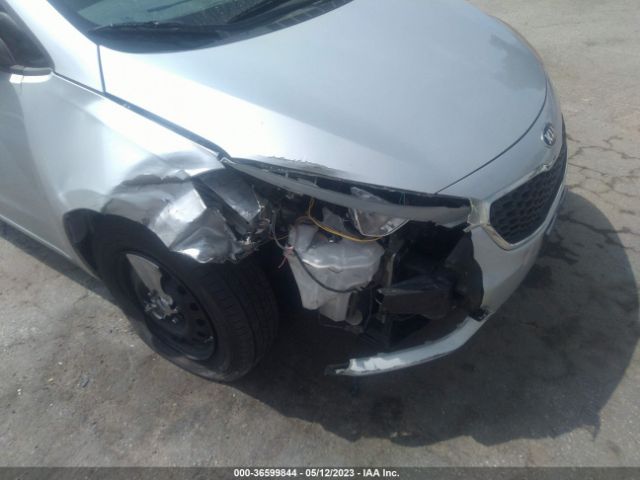 KNAFK4A69F5348192 KIA FORTE LX