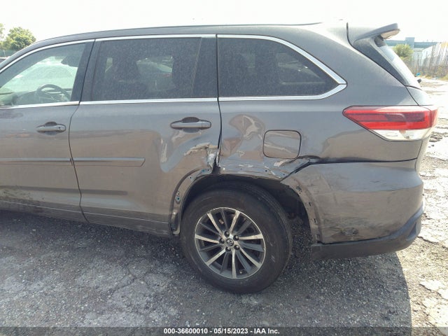 Toyota Highlander Xle/se 2017 5TDJZRFH0HS386813 Image 8