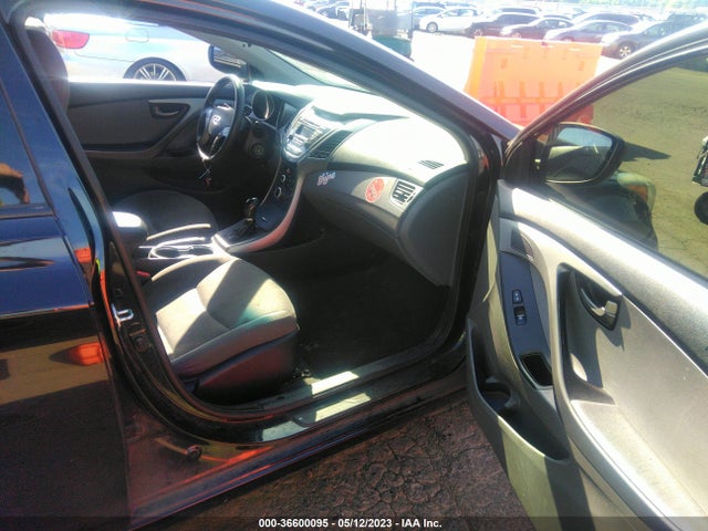 Hyundai ELANTRA SE 2015 5NPDH4AE5FH574701 Image 5
