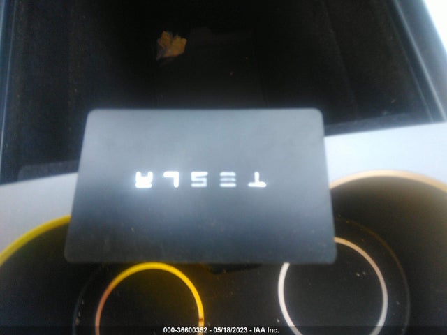 Tesla Model Y Long Range 2023 7SAYGDEE4PF619547 Image 3