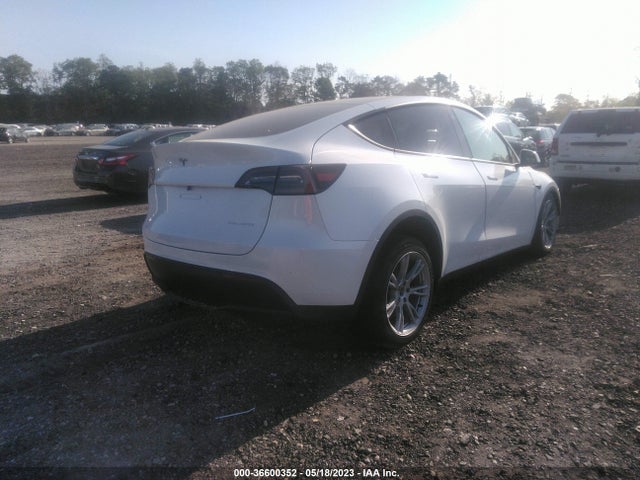 Tesla Model Y Long Range 2023 7SAYGDEE4PF619547 Image 5
