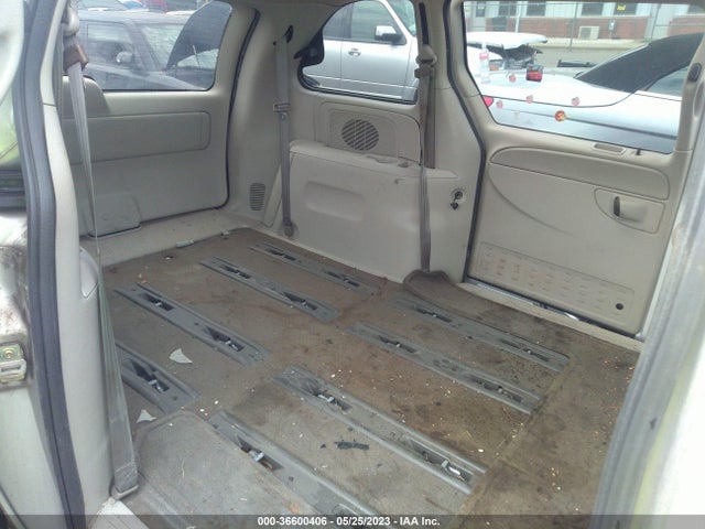 2005 CHRYSLER TOWN & COUNTRY VIN: 1C4GP45R95B301046