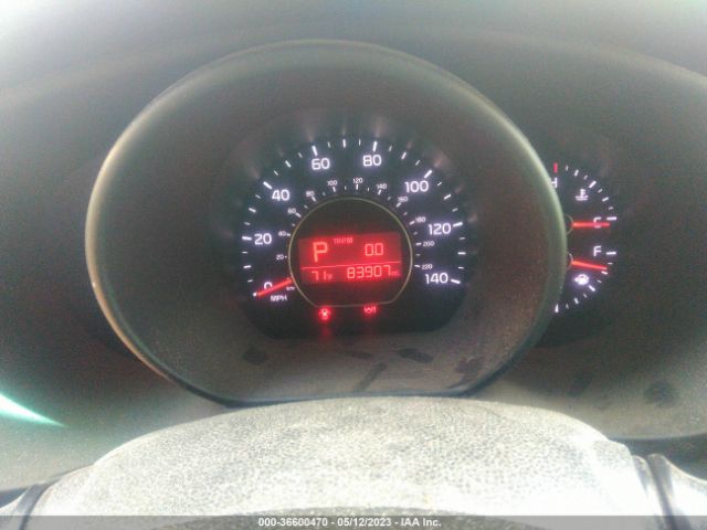 KNDJP3A53E7724873 KIA SOUL +