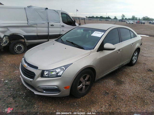 Chevrolet CRUZE LT 2015 1G1PC5SB3F7199104 Image 2