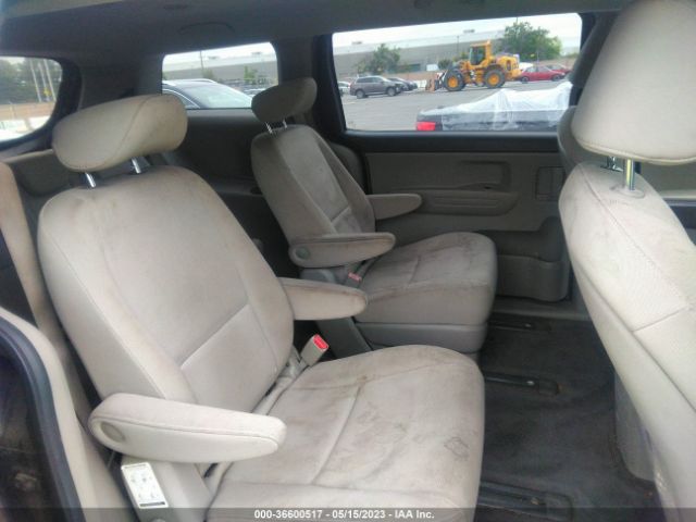 KNDMB5C16F6040344 KIA SEDONA LX