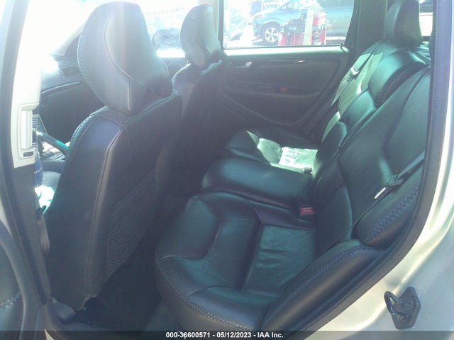 2004 VOLVO V70 XC70 VIN: YV1SZ59H241136189
