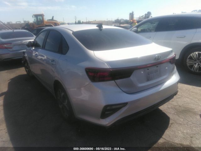 3KPF24ADXLE215409 KIA Forte Lxs