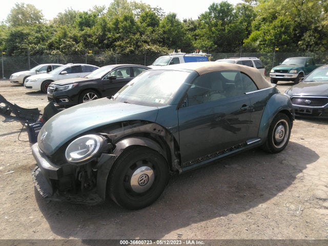 3VW5DAAT4JM503261 Volkswagen Beetle Convertible S/coast/se