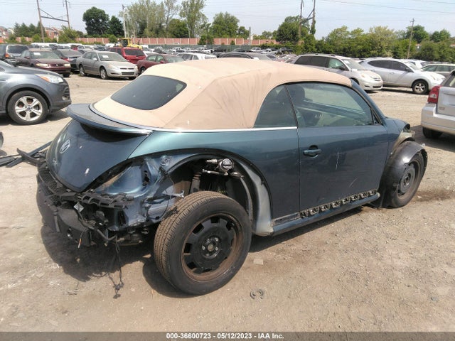 3VW5DAAT4JM503261 Volkswagen Beetle Convertible S/coast/se