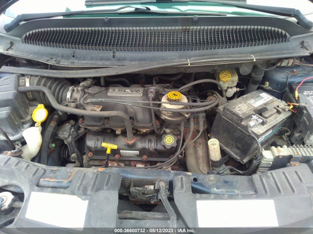 2002 CHRYSLER TOWN & COUNTRY LIMITED VIN: 2C8GP64L32R630376