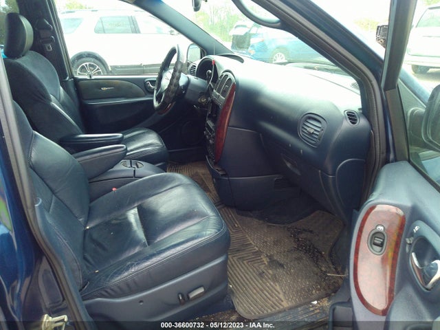 2002 CHRYSLER TOWN & COUNTRY LIMITED VIN: 2C8GP64L32R630376