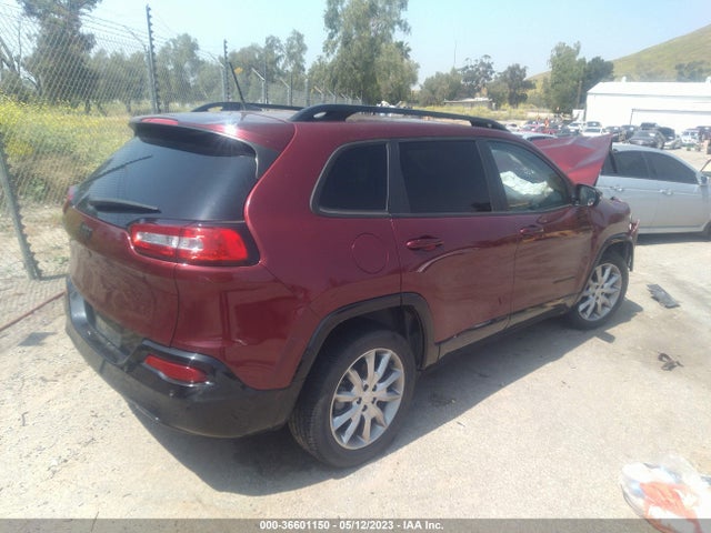 1C4PJLCB9JD622620 Jeep Cherokee Latitude Tech Connect