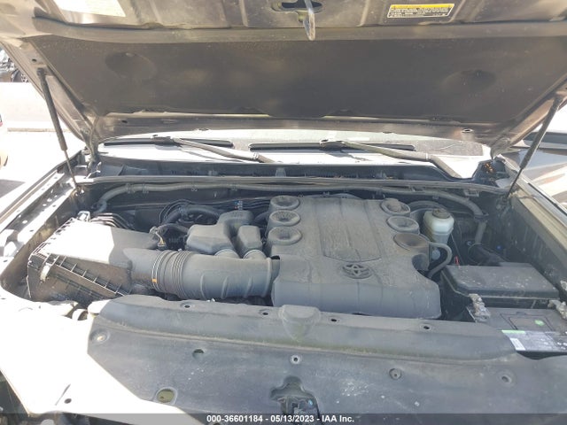 Toyota 4RUNNER SR5 2017 JTEZU5JR0H5160444 Image 10