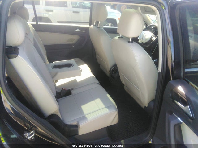 3VV3B7AX8JM024459 Volkswagen TIGUAN SE