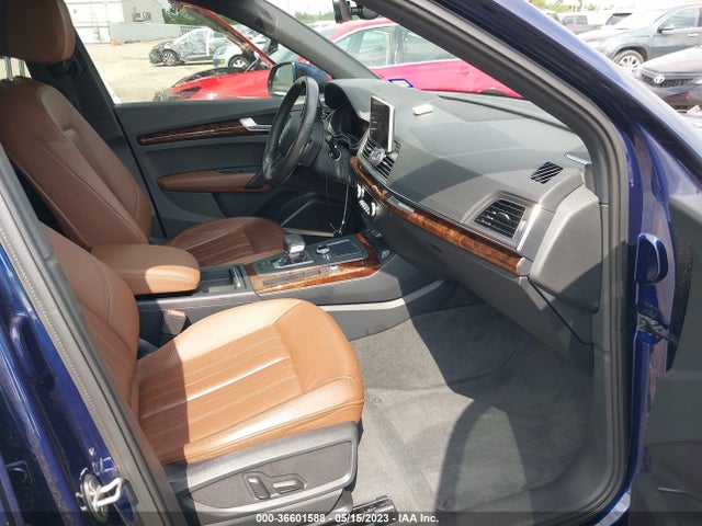 WA1BNAFY7J2024311 Audi Q5 Premium Plus