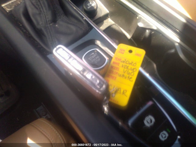 2020 Volvo V60, VIN: YV4102WK9L1036418