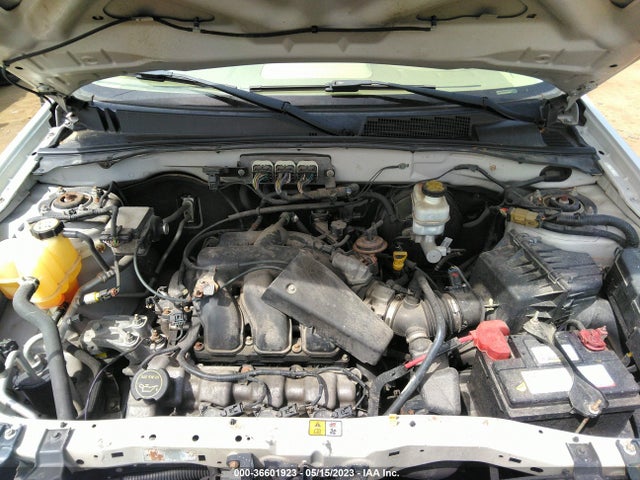 2008 FORD ESCAPE LIMITED VIN: 1FMCU04188KE82376
