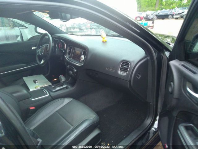 2C3CDXHGXFH852473 Dodge Charger Sxt